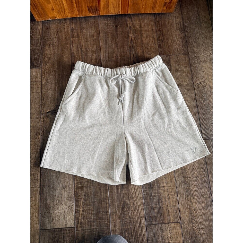 Victoria’s Secret PINK Relaxed Fleece Lounge Shorts Sz. M NWT Grey